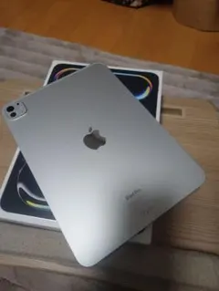 美品】iPad Pro（M4） シルバー 本体第7世代 11インチ