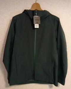 未使用　ユニクロ　UNIQLO　ブロックテックパーカ OLIVE S