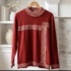 レトロデザイン赤色ニット