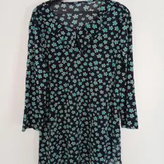新品未使用　オルベーラ花柄七分袖チュニック ネイビー