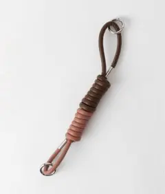 【値下げしました！】ajew コイルストラップ　スマホショルダーストラップ