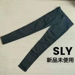 【SLY】 ブラック スキニーデニム