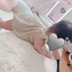 クインシーメイ　ベージュ チェック柄 ロンパース　キャミのサムネイル
