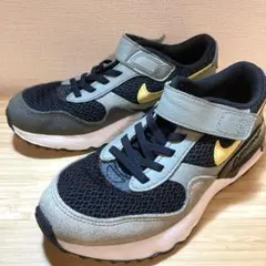 ☆Nike Air Max スニーカー 黒/グレー/カーキ　22㎝☆