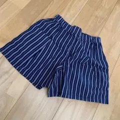 キッズ用 ネイビーとホワイト ストライプ ハーフパンツ　ユニクロ