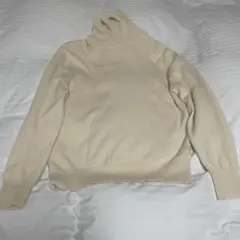ユニクロ　カシミヤ100% タートルネックセーター アイボリー　白　ニットL