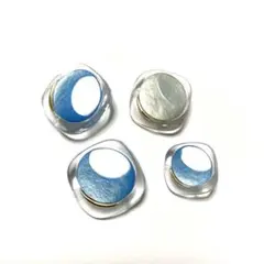 昭和レトロボタン 小80円〜 水色 樹脂 透明 トンネル穴 デッドストック