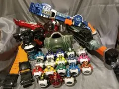 仮面ライダーゴースト　DXゴーストドライバー＆アイコン、武器　中古品セット