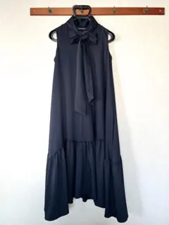 エムプルミエM-premierBLACK フクレジャガードギャザー切替ワンピース