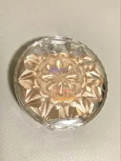 CANMAKE むにゅっとハイライター01