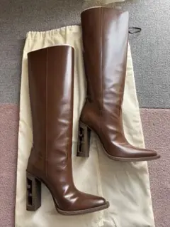 FENDI ブラウン ロングブーツ 高ヒール