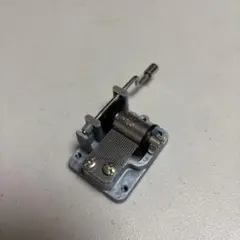 手巻き オルゴールHappy Birthday KIKKERLAND