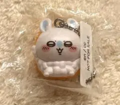 ちいかわ モモンガ マスコット キーホルダー　くら寿司　びっくらぽん
