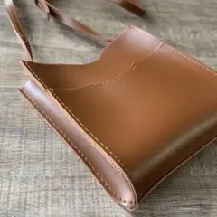 sale コンパクト ショルダーバッグ 茶色 斜めがけ 韓国 人気 ベーシック