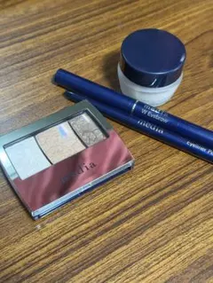 media 化粧品おまとめ　4点のサムネイル