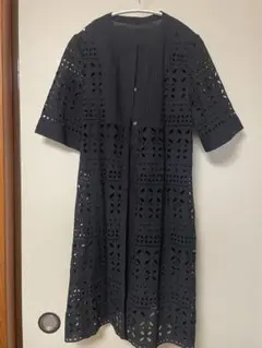 黒 刺繍 半袖 ブラウス 9号のサムネイル