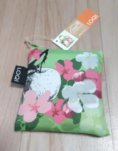 新品未使用タグ付き　LOQI ローキー　エコバッグ　リンゴ柄　お花柄のサムネイル
