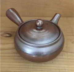 Item thumbnail for item 04f8c2ab-29ed-4844-9b5f-c83c2c9ee554