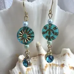 限定値下げ中☆【ピアス】 フープ×チェコビーズ ターコイズブルー