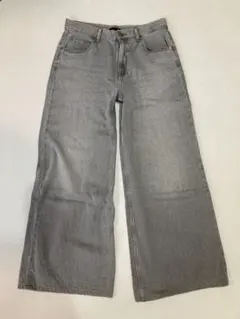ユニクロ ドレープワイドフレアジーンズ　28
