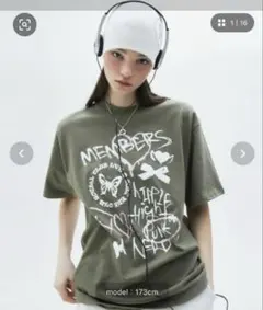 新品未使用 LUVISTRUE ラブイズトゥルー tシャツのサムネイル