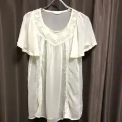 CINEMA CLUB 刺繍付きアイボリーチュニック 半袖 透け感有り サイズMのサムネイル