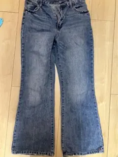 フレアデニムパンツ
