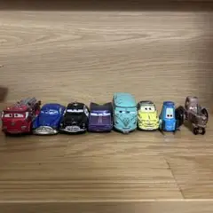 美品★廃盤　カーズ ミニカー 7台セット トミカ　ドックハドソンの仲間たち 美品☆廃盤 カーズ ミニカー 7台セット トミカ ドックハドソンの