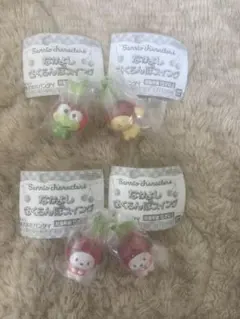 ぽり様専用サンリオ　なかよしさくらんぼスイング　ポチャッコ２つのみ