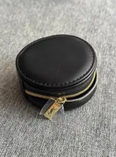 サンローランのノベルティ収納ミニポーチ