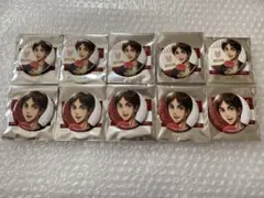 進撃の巨人　フラワー　缶バッジ　エレン