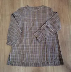 チェック柄長袖シャツ（刺繍ロゴ）