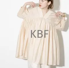 【試着のみ/美品】 KBF ボリュームギャザーミニワンピースのサムネイル