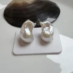 天然淡水パールペアルース　オイスターバロック　天然色　ハンドメイドアクセサリー