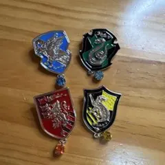ハリーポッター風ピンバッジセット