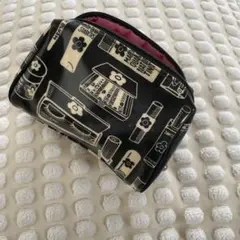 MARI QUANT 化粧品モチーフ ポーチ