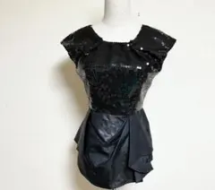 【美品】カルネドバル　スクエアネック切り替えデザインスパンコールカットソー