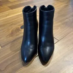 黒 レザー アンクルブーツ ジッパー付き