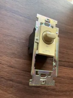 調光器 204131KT AC100V 最大400W