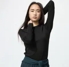 UNIQLO ソフトリブクルーネックT（長袖）