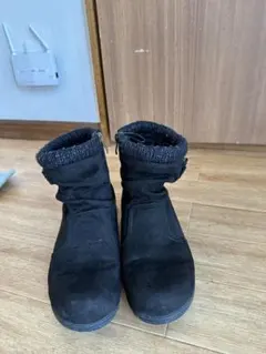 ABC マート黒スエードブーツ ジッパー付き