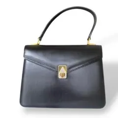 Item thumbnail for item 51eed5ea-0f96-400a-9877-630014bf3d8d