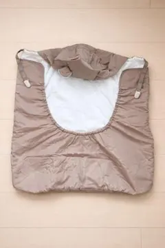 ベージュ 抱っこひもカバー フード付き