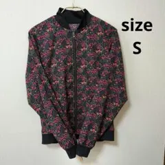 美品☆花柄ジップアップジャケットのサムネイル
