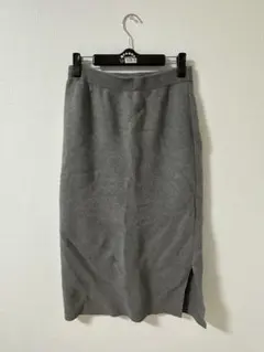 【ユニクロ】ロングタイトスカート