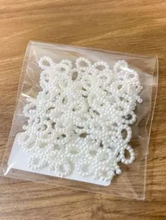 在庫一掃セール！白いリボン型デコレーションパーツ