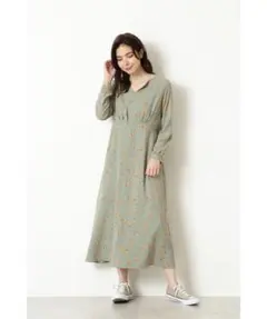 ランダムフラワープリントワンピース