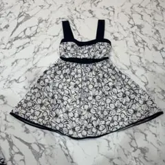 セシルマクビー　花柄フレアワンピース