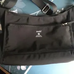 アネロショルダーバッグ