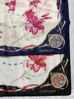 GIVENCHY ジバンシー　ハンカチ 2枚　未使用　難あり